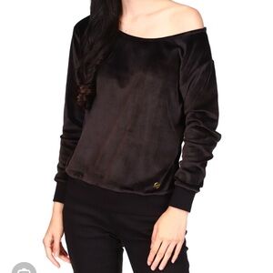 Michael Kors Black long sleeves Off-Shoulder Velvet Top